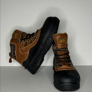 Men's Brown and Black Athletic Shoes
